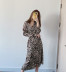 vestido de manga larga con textura de satén de seda con estampado animal de otoño NSAM3133