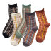Calcetines de otoño e invierno para mujer calcetines de tubo medio lindos al por mayor NSFN4072
