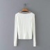 Contrasting color V-neck sweater   NSHS23512