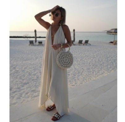 White Sleeveless Deep V Halterneck Backless Dress Nihaostyles Wholesale Clothing NSKXN104995