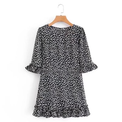 Polka Dot Round Neck Ruffled Stitching Dress Nihaostyles Clothing Wholesale NSLQS101841