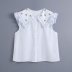 Blusa retro blanca de popelín bordado cuello babydoll sin mangas NSAM50586