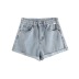 Shorts de mezclilla de cintura alta con dobladillo NSHS52080