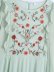 vestido largo de algodón de vacaciones suelto de manga larga con bordado de flores NSAM53187