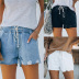 Shorts informales con cintura elástica y bordes deshilachados con agujeros rasgados y lavados NSYF56869
