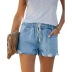 Shorts informales con cintura elástica y bordes deshilachados con agujeros rasgados y lavados NSYF56869
