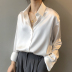 Camisa holgada y fina de manga larga con solapa en color liso que combina con todo NSSUO57365