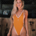 nuevo bikini de una pieza de color sólido con horquilla alta NSLUT55523