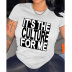 Camiseta de manga corta informal estampada en inglés para mujer, ropa de nihaostyles al por mayor NSYAY73754