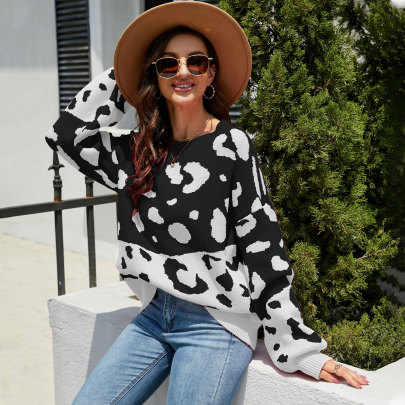Round Necklong Sleeve Loose Leopard Print Knitted Sweater NSWJY137380