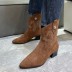 V-mouth embroidery retro mid-tube pointed thick-heeled boots NSYBJ138999