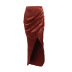 falda tubo plisada de cintura alta con abertura alta de raso de color liso NSHT138317