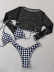 conjunto de tres piezas de bikini con estampado de tablero de ajedrez de malla de manga larga con cordones y cuello colgante NSCSY122797