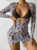 Conjunto de tres piezas de bikini de malla con estampado de leopardo con cordones en el cuello colgante con cordón de manga larga NSCSY122812