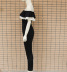 Mono ajustado con volantes y costuras de manga corta con hombros descubiertos en color liso NSYHC126844
