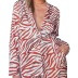 conjunto de pijama con top de manga larga y solapa con estampado rojo estampado NSMSY124449