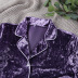 conjunto de pijama de solapa de manga larga de terciopelo de color liso NSMSY125083