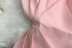 chaleco plisado con tirantes irregulares en la cintura de hoja de loto de color liso NSYXG132190