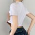 camiseta de manga corta delgada con dobladillo irregular de color estampado NSSSN132238