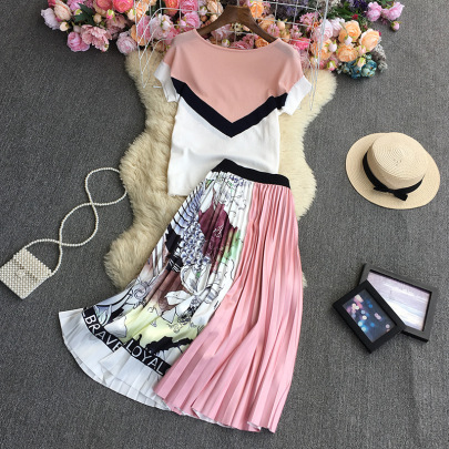 Round Neck Short Sleeve Color Matching Top And Pleated Print High Waist Skirt Set NSYXG132584