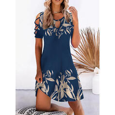Printing Short-sleeved Off-the-shoulder Hollow Slim Dress-Multicolor NSFH132817