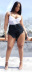 pantalones cortos de mezclilla de color liso con cintura alta y rasgados con borde sin rematar NSWL133466