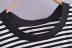 camiseta holgada a rayas de manga corta con cuello redondo y costuras NSAM134856