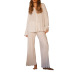 Conjunto de pijama de dos piezas con pantalones de hendidura de cárdigan de solapa de manga larga plisada de color sólido NSYDL135646